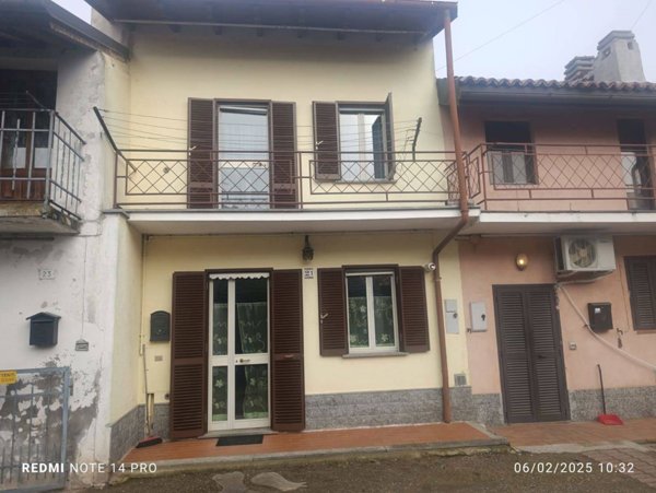 casa indipendente in vendita a Castelnovetto