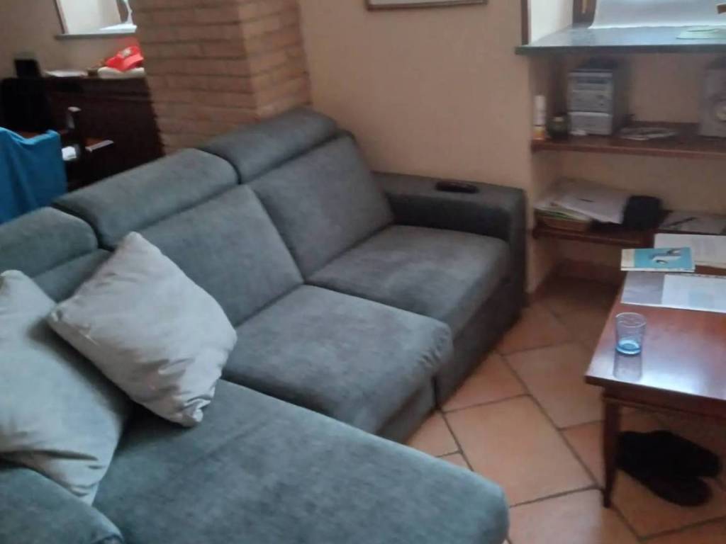 casa indipendente in vendita a Castelnovetto