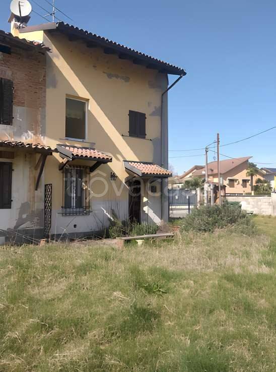 appartamento in vendita a Castelnovetto
