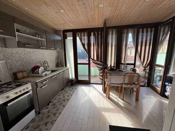 appartamento in vendita a Cava Manara