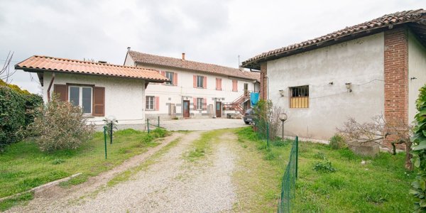 appartamento in vendita a Cava Manara