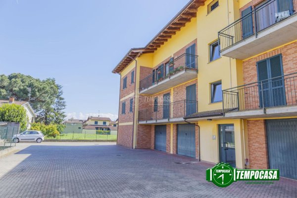appartamento in vendita a Cava Manara in zona Mezzana Corti