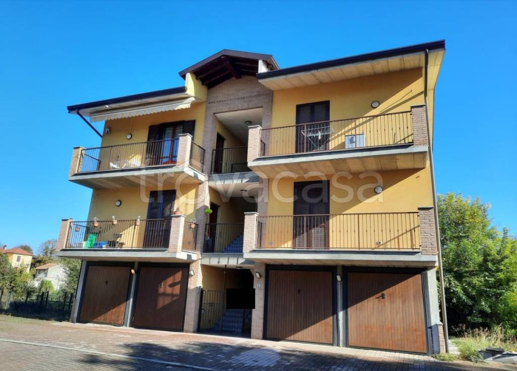 appartamento in vendita a Cava Manara