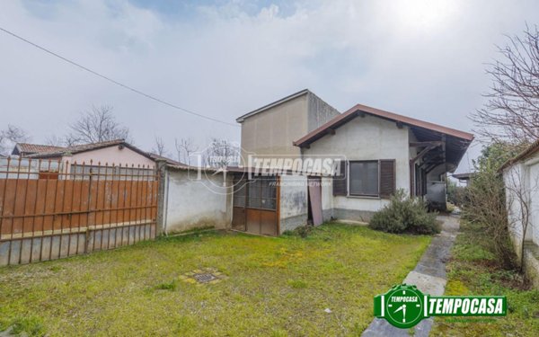 casa indipendente in vendita a Cava Manara