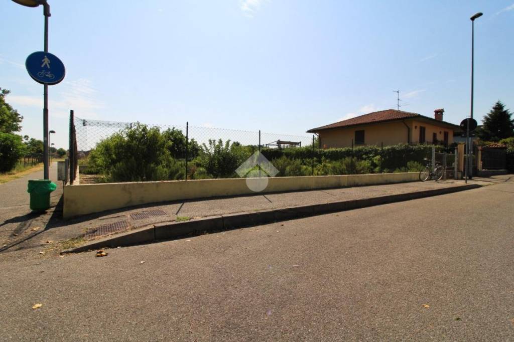 ufficio in vendita a Cava Manara in zona Mezzana Corti