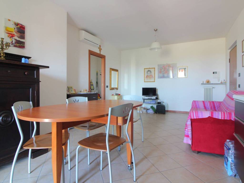 appartamento in vendita a Cava Manara