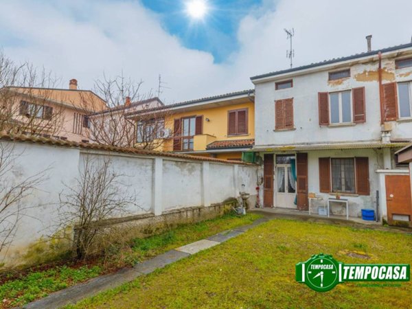 casa indipendente in vendita a Cava Manara