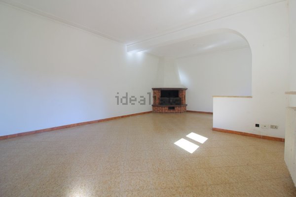 casa semindipendente in vendita a Cava Manara in zona Tre Re