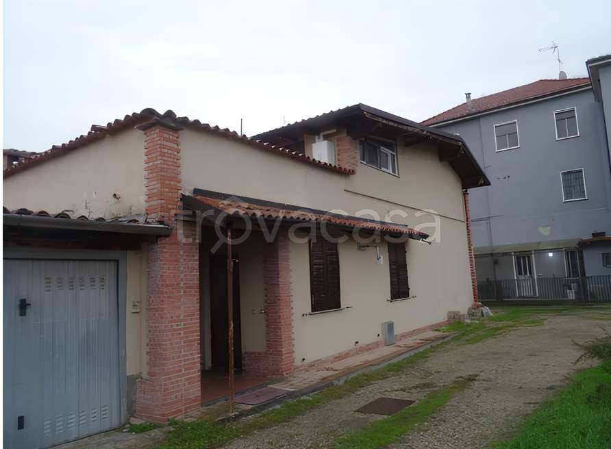 appartamento in vendita a Cava Manara