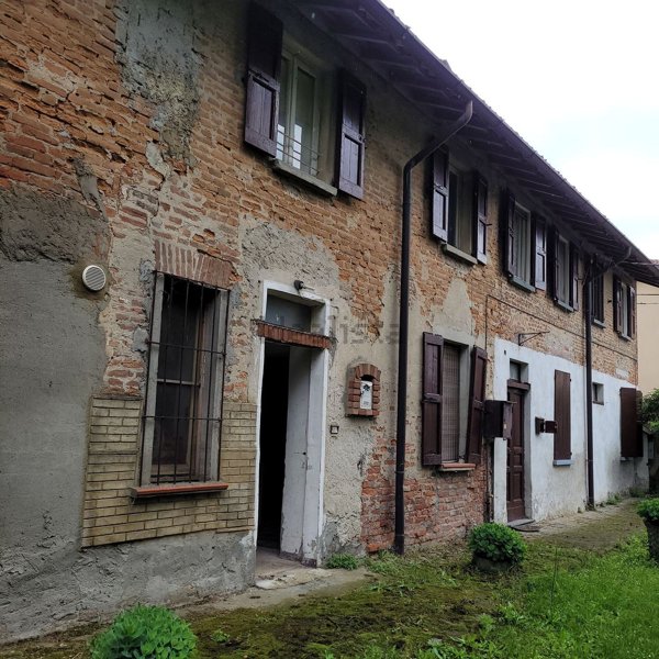 casale in vendita a Cava Manara