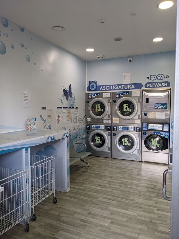 ufficio in vendita a Cava Manara