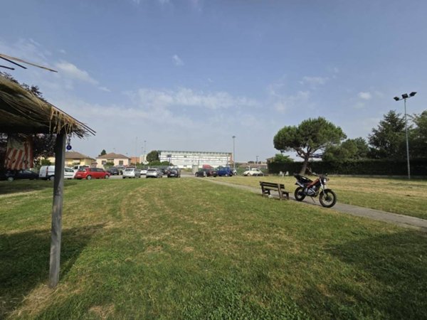 terreno edificabile in vendita a Cava Manara