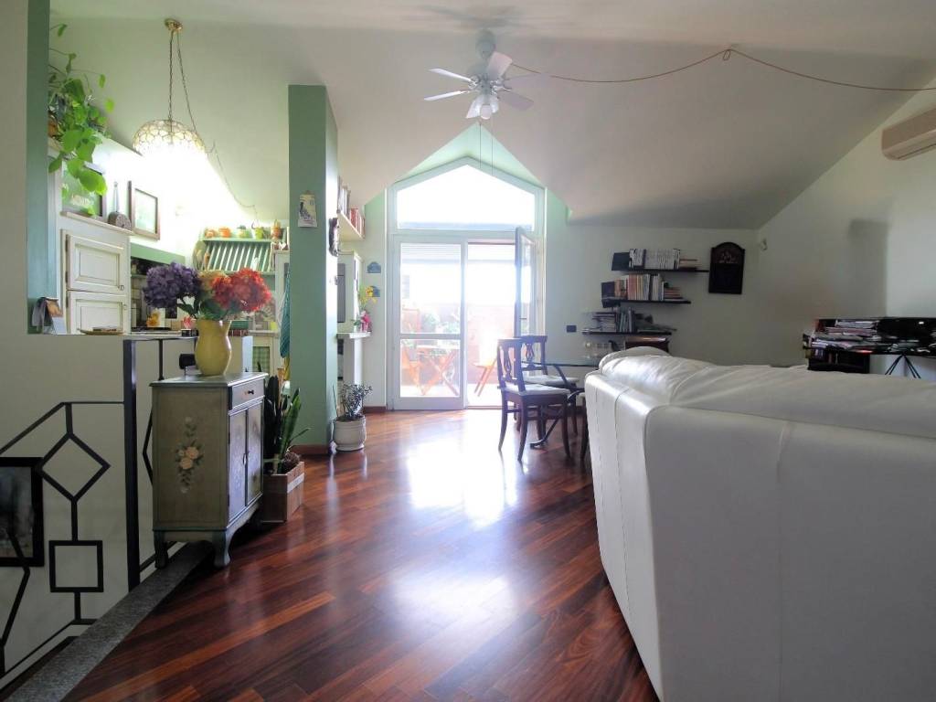 appartamento in vendita a Cava Manara