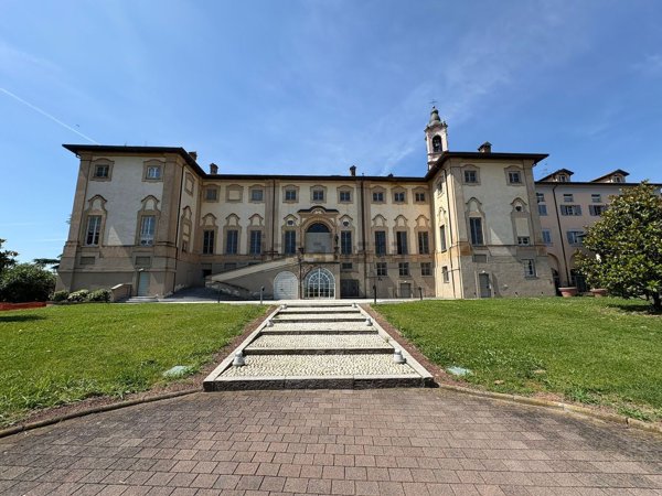 appartamento in vendita a Cava Manara