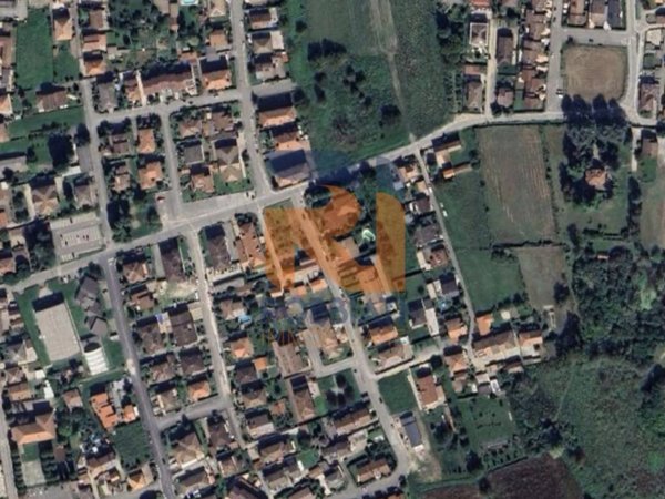 terreno edificabile in vendita a Cava Manara