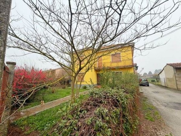 casa indipendente in vendita a Cava Manara