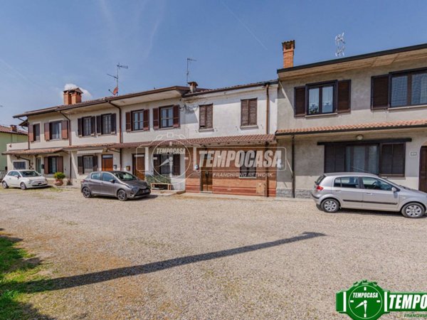 casa indipendente in vendita a Cava Manara