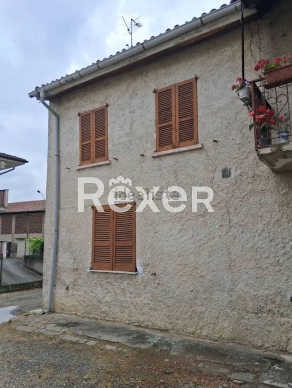 casa indipendente in vendita a Cava Manara