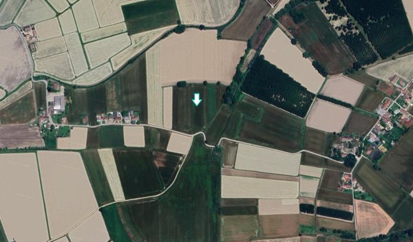 terreno agricolo in vendita a Cava Manara in zona Tre Re