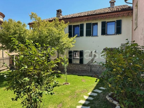 casa indipendente in vendita a Cecima