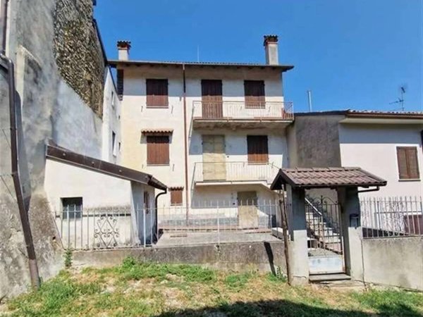 casa indipendente in vendita a Cecima in zona Serra del Monte