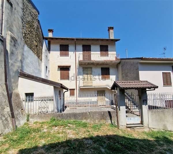casa indipendente in vendita a Cecima in zona Serra del Monte