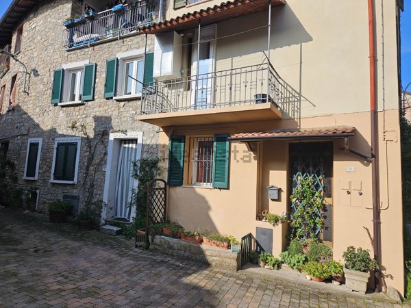 appartamento in vendita a Cecima