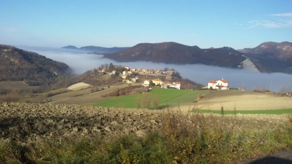 casale in vendita a Cecima