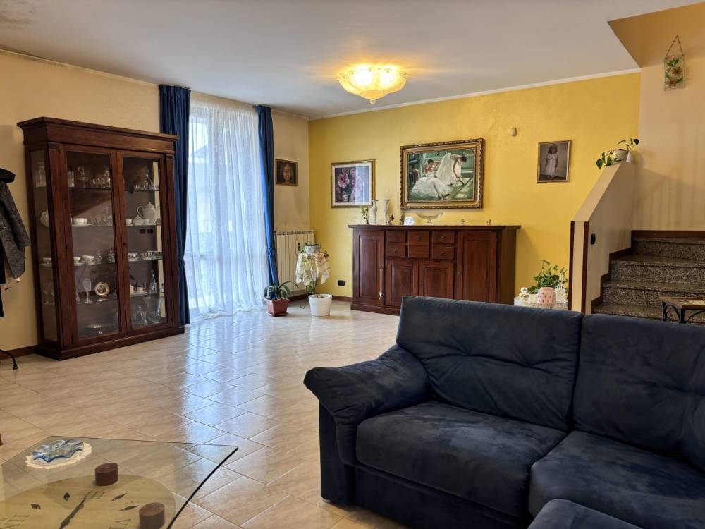 casa indipendente in vendita a Ceranova