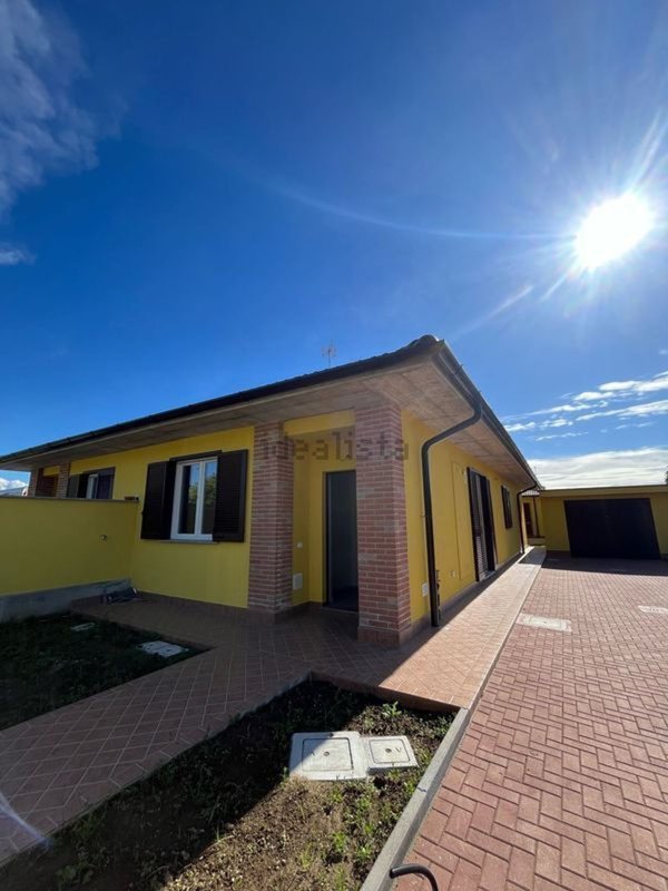 casa indipendente in vendita a Ceranova