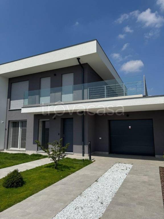 casa indipendente in vendita a Ceranova in zona Gioiello