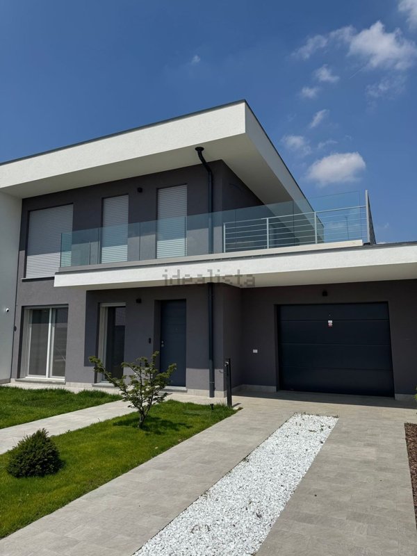 casa indipendente in vendita a Ceranova