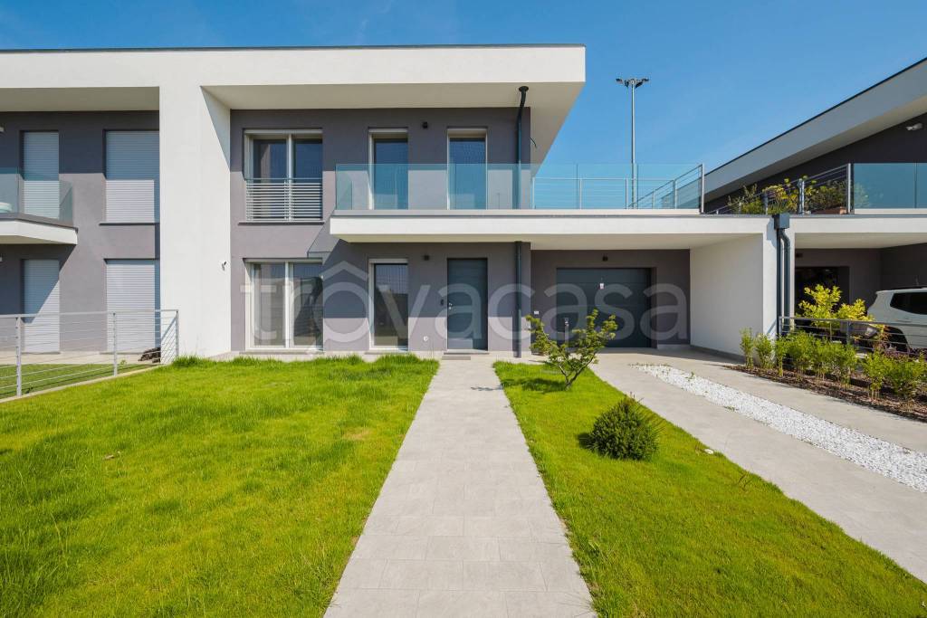 casa indipendente in vendita a Ceranova in zona Gioiello