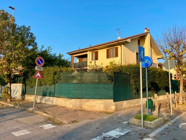 appartamento in vendita a Ceranova in zona Gioiello