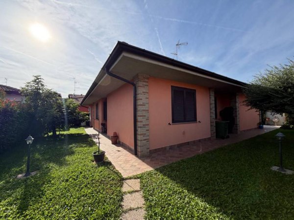 casa indipendente in vendita a Ceranova in zona Gioiello