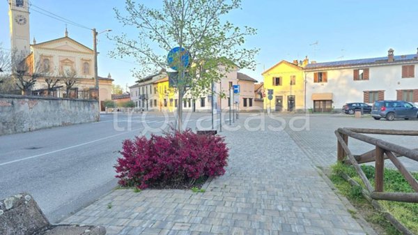 casa indipendente in vendita a Cergnago
