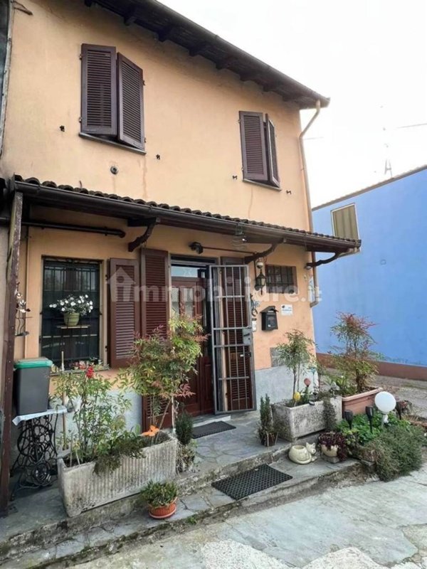 casa indipendente in vendita a Cergnago