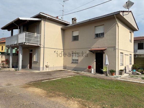 casa indipendente in vendita a Cergnago