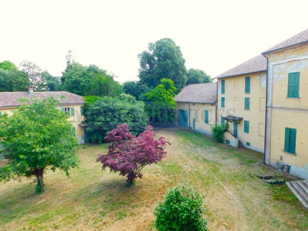 villa in vendita a Cergnago