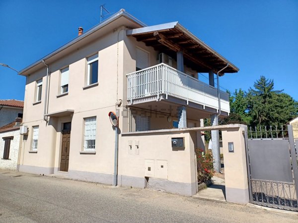 casa indipendente in vendita a Cergnago