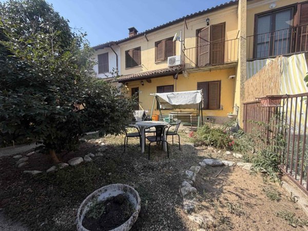 casa indipendente in vendita a Cergnago