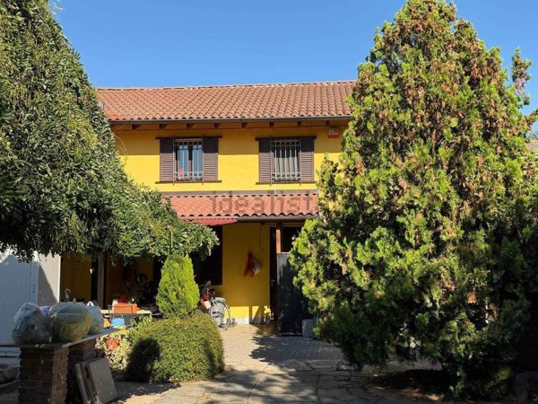 casa indipendente in vendita a Cergnago