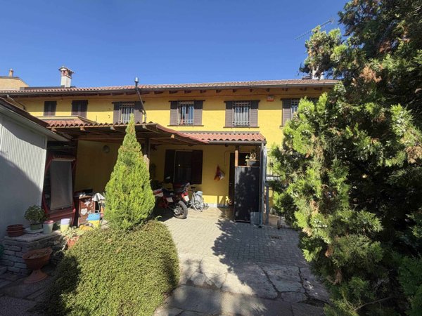 casa indipendente in vendita a Cergnago