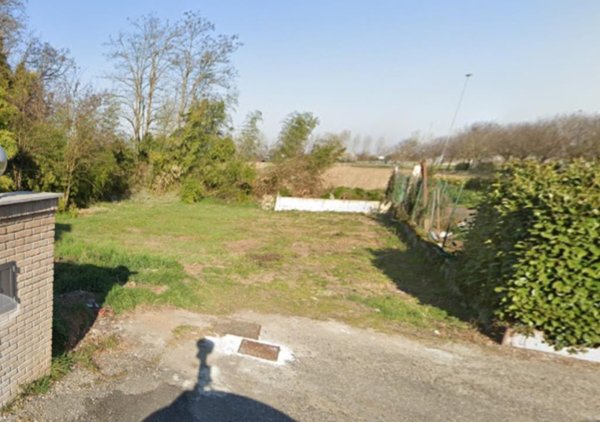 terreno edificabile in vendita a Certosa di Pavia