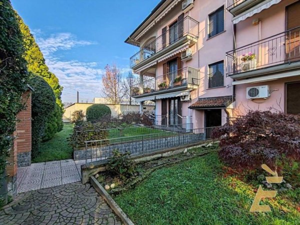 appartamento in vendita a Certosa di Pavia