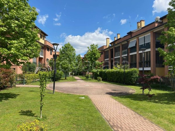 appartamento in vendita a Certosa di Pavia