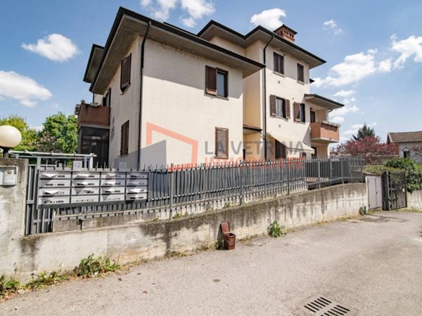 appartamento in vendita a Certosa di Pavia
