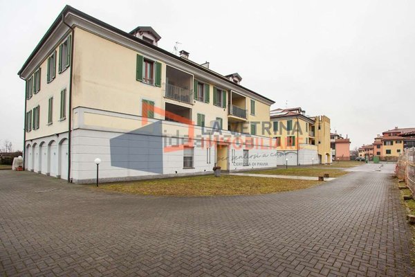 appartamento in vendita a Certosa di Pavia