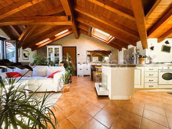 appartamento in vendita a Certosa di Pavia