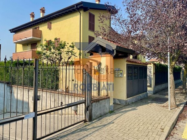 appartamento in vendita a Certosa di Pavia